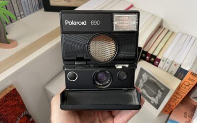 polaroid slr 690