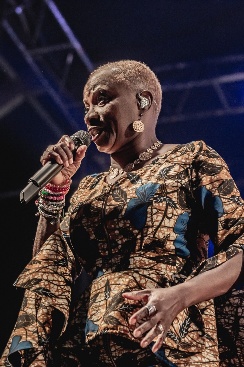 024-Angelique-KIDJO-Vincent-Zobler