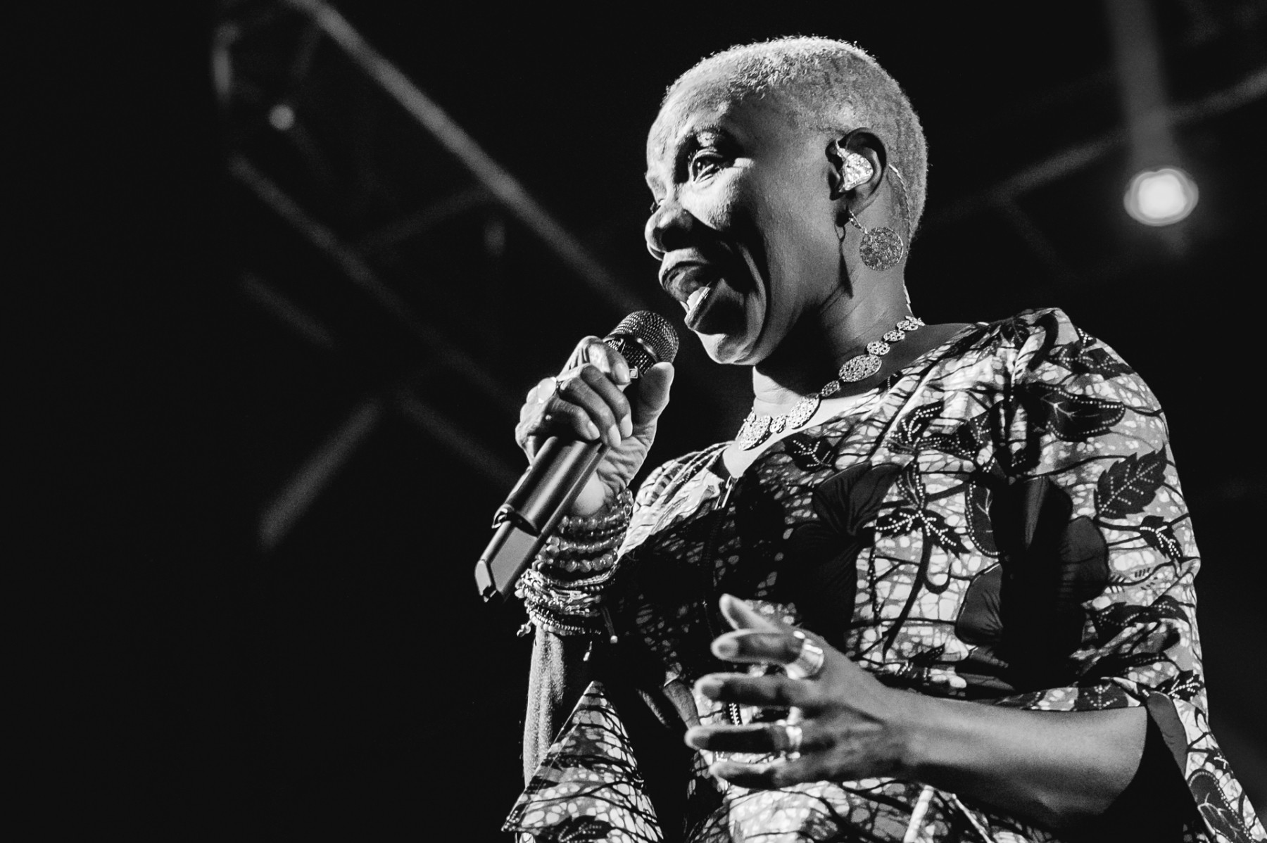 025-Angelique-KIDJO-Vincent-Zobler