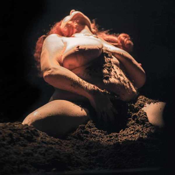 ANNIE-SPRINKLE-9