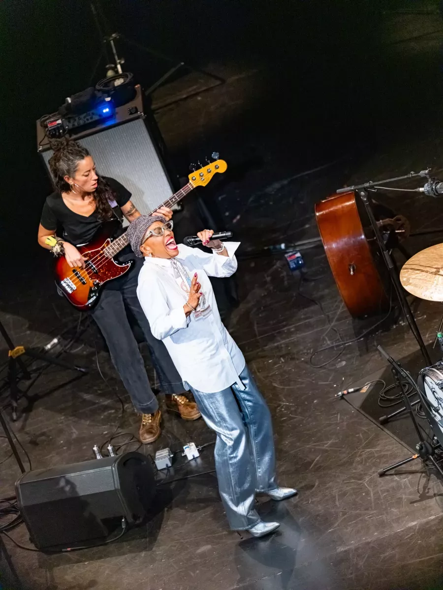 dee-dee-bridgewater-020-vincent-zobler
