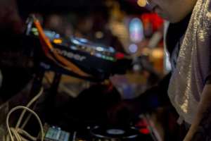 Web-DJ-Sneak-7