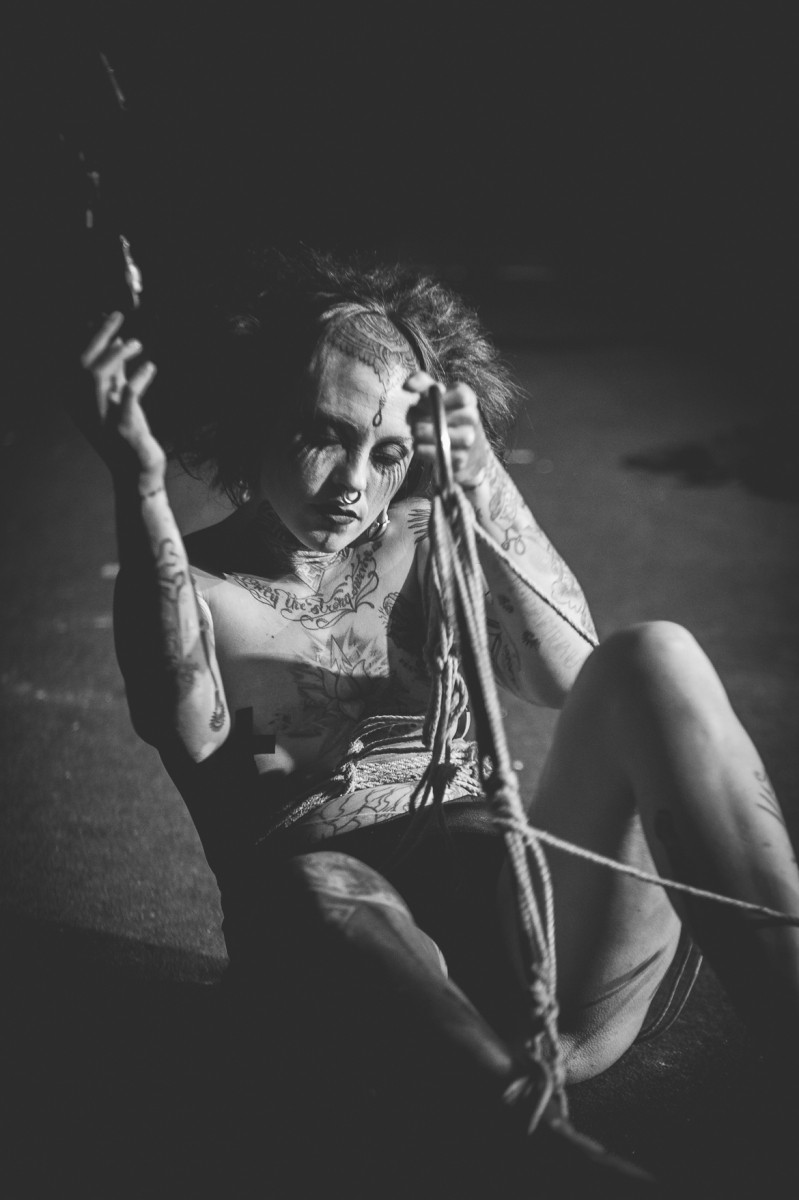 Lady-Pain-From-Hell-07