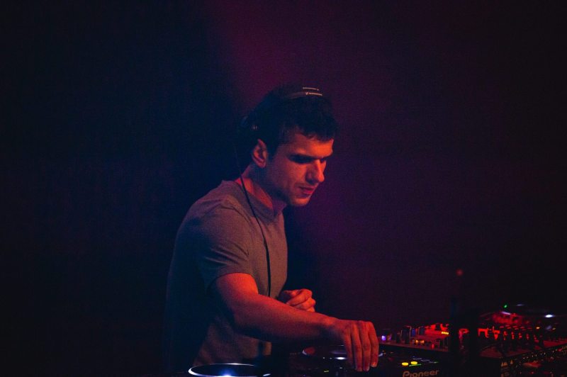 Soirée Carte Blanche Prod. - Julian Jeweil