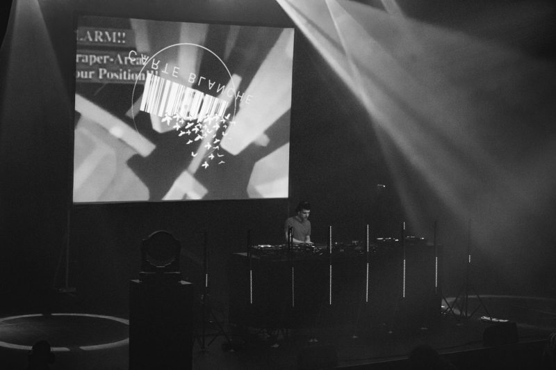 Soirée Carte Blanche Prod. - Julian Jeweil