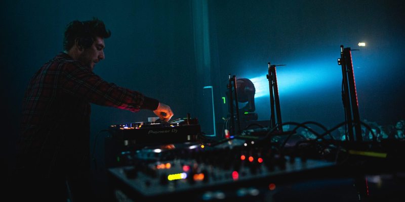 Soirée Carte Blanche Prod. - Julian Jeweil