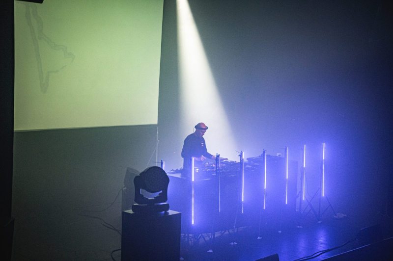 Soirée Carte Blanche Prod. - Julian Jeweil