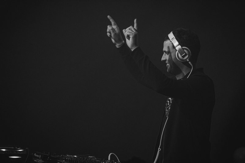 Soirée Carte Blanche Prod. - Julian Jeweil