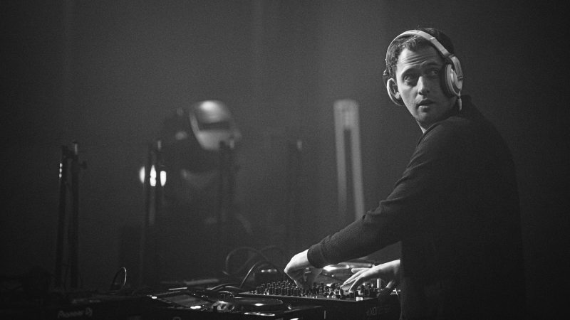 Soirée Carte Blanche Prod. - Julian Jeweil