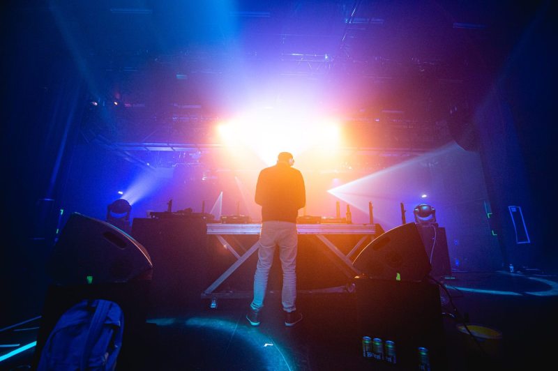 Soirée Carte Blanche Prod. - Julian Jeweil