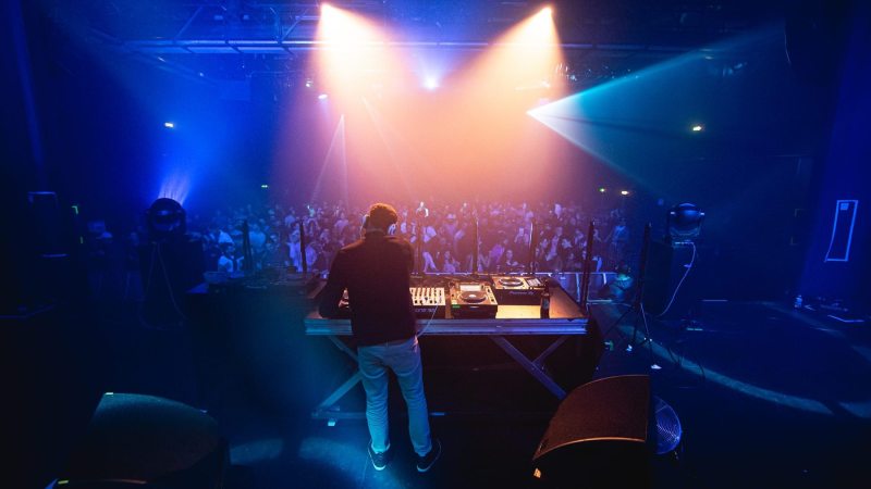 Soirée Carte Blanche Prod. - Julian Jeweil