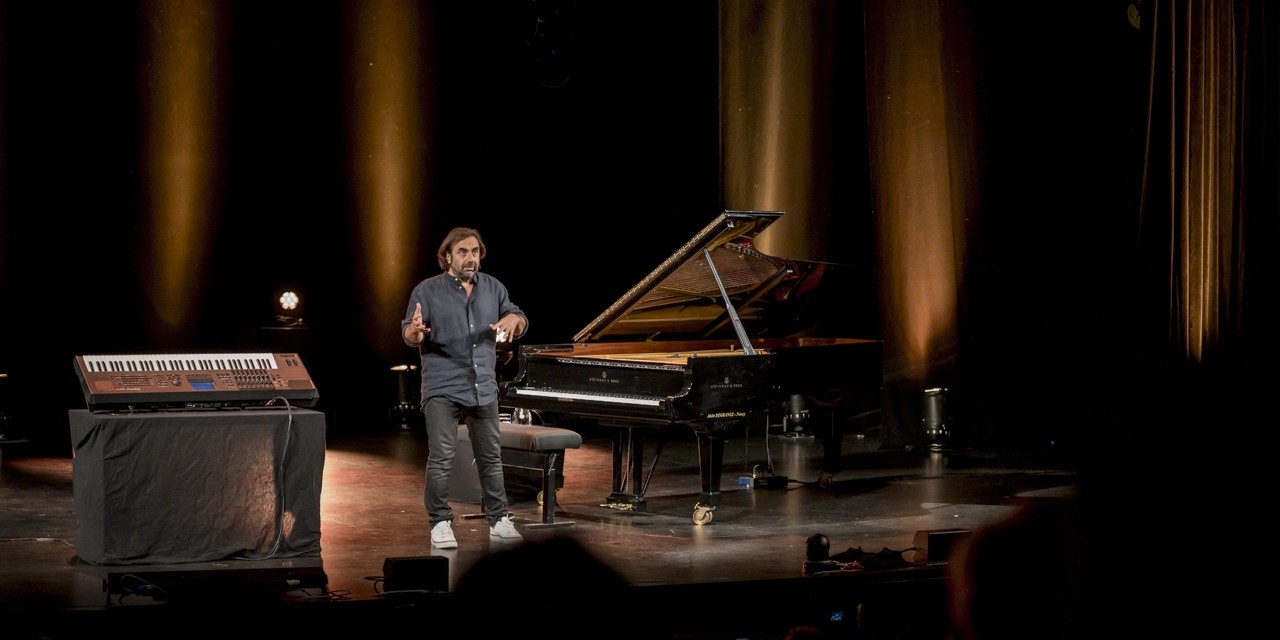 André Manoukian