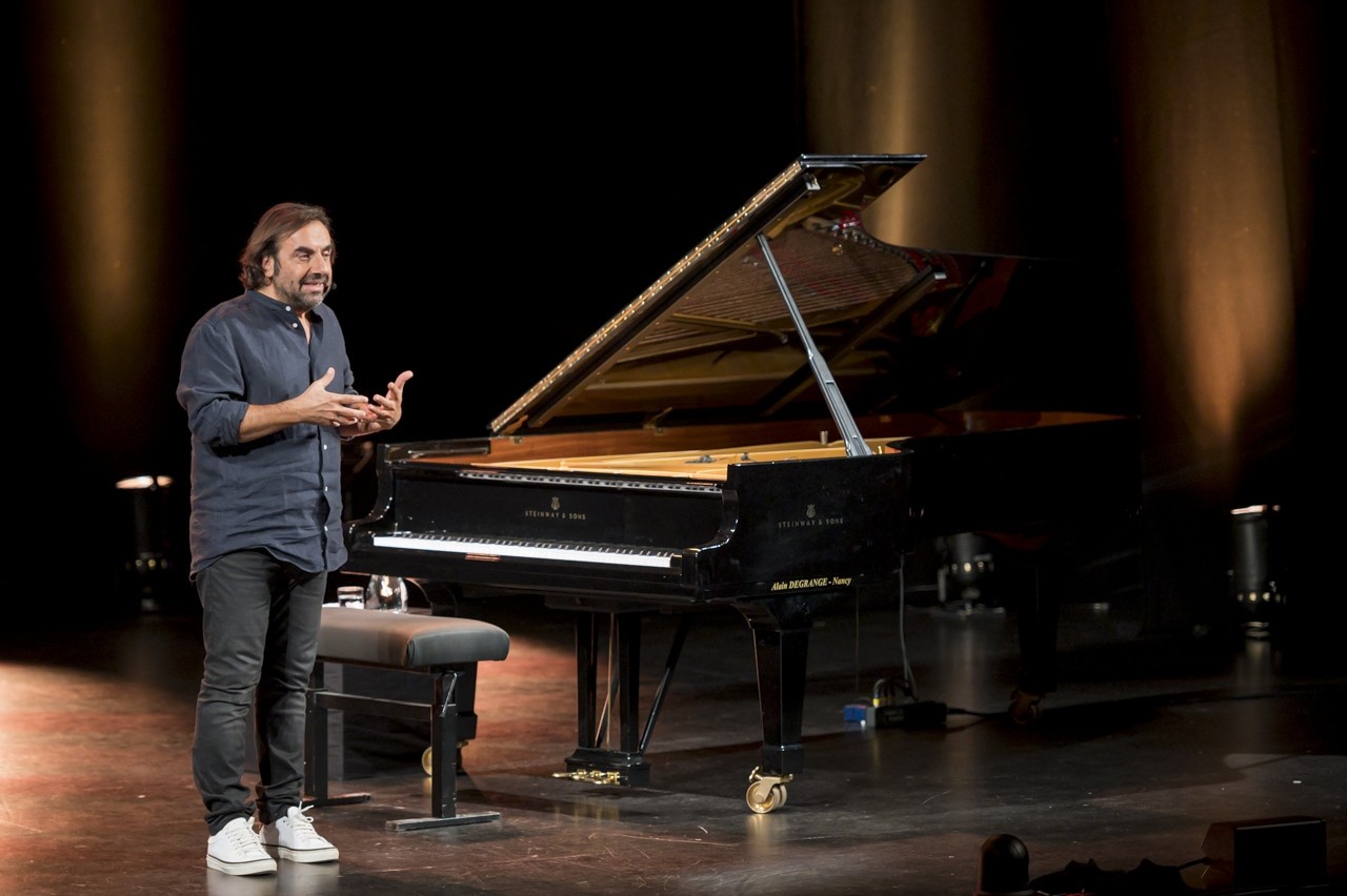 André Manoukian