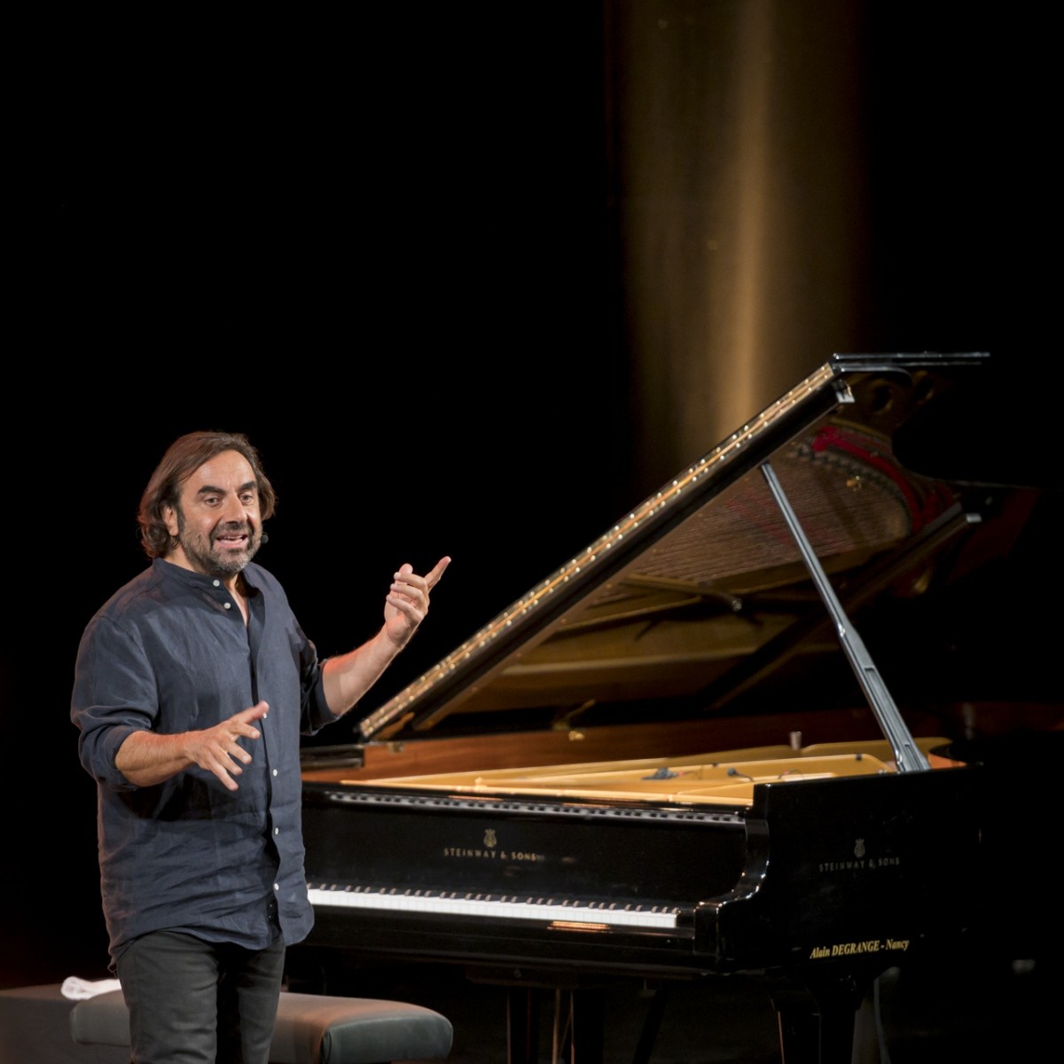 André Manoukian