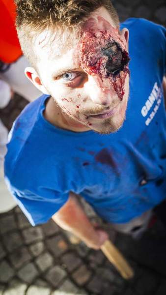 ZombieWalk10