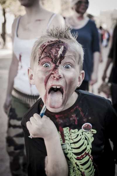 ZombieWalk16
