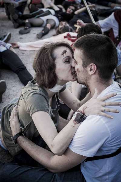 ZombieWalk19