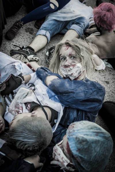 ZombieWalk20