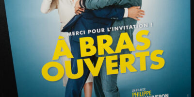 Affiche du film "À bras ouverts".