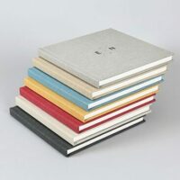 Livre photo disponible en plusieurs taille et avec différentes couleurs de couverture - et texte personnalisé