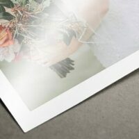 Conception de livre de mariage avec papier lustré