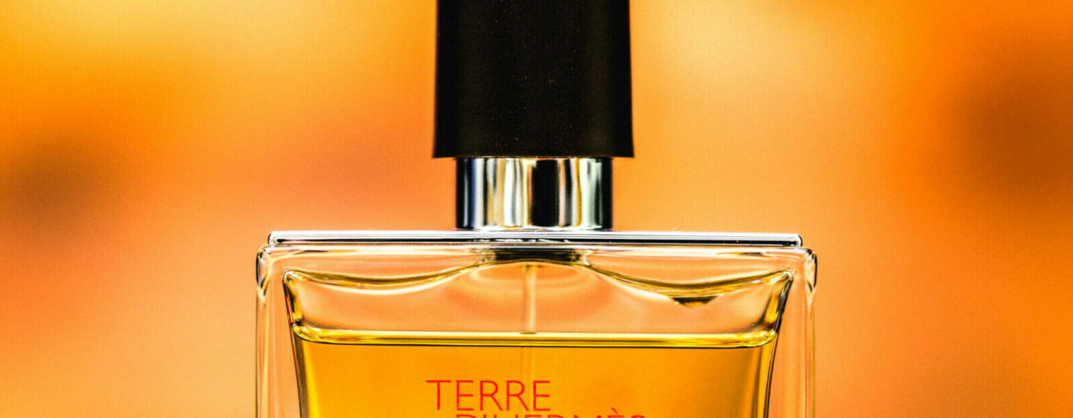 Flacon de parfum Terre d'Hermès