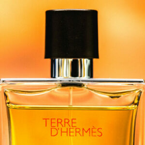Flacon de parfum Terre d'Hermès