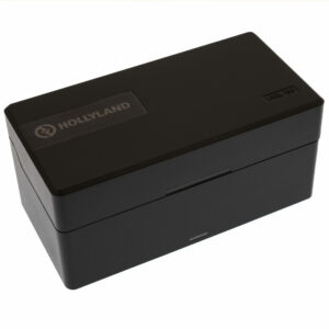 Boîte noire Hollyland fermée sur fond blanc.