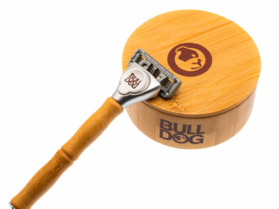 Rasoir Bulldog et boîte en bambou.