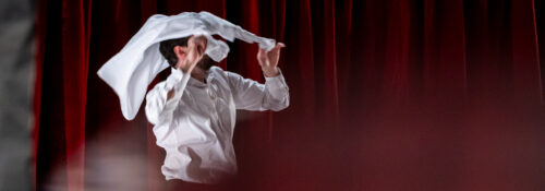 Photographie de la pièce L’Addition présentée lors du Festival Micropolis 2024 à Nancy.