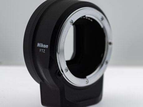 Adaptateur Nikon FTZ permettant l’utilisation d’objectifs F sur boîtiers Z.