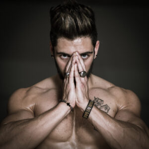 shooting photo,séance photo,shooting photo professionnel,photographie portrait,photo de couple,photographie créative,séance photo en extérieur,photo lifestyle,séance photo professionnelle,idée shooting photo,shooting photo Nancy,portrait artistique Nancy,portrait moderne Nancy,book photo Nancy,shooting en extérieur Nancy