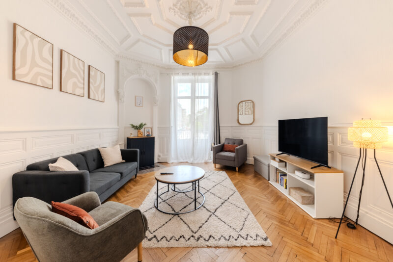 devenir photographe airbnb,photographe booking.com,photographe airbnb professionnel,photographe immobilier airbnb,photographie airbnb,photographie booking,photographe pour airbnb