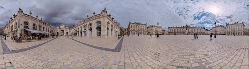 Vue panoramique de la Place Stanislas à Nancy.