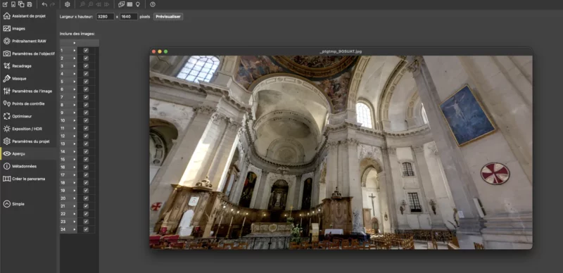 Interface logicielle affichant le panorama intérieur d'une église baroque.